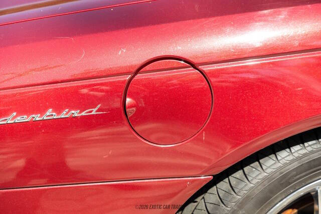 2004 Ford Thunderbird Deluxe