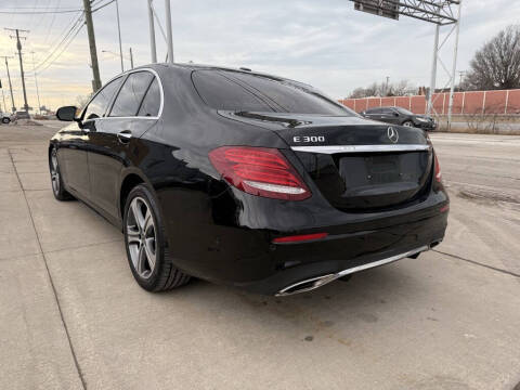 2017 Mercedes-Benz E-Class E 300 4MATIC