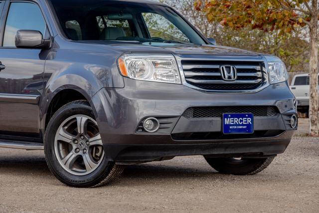 2015 Honda Pilot SE photo 2