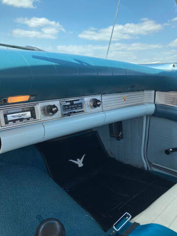 1957 Ford Thunderbird