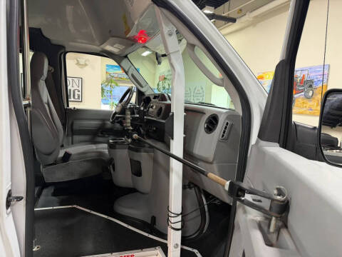 2014 Ford E-Series E-250