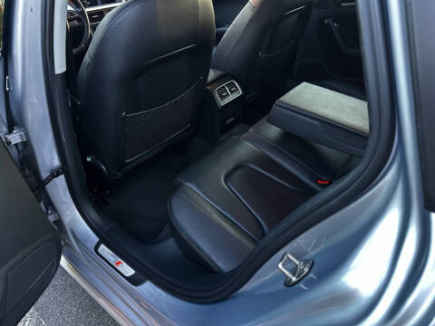 2015 Audi A4 2.0T quattro Premium Plus