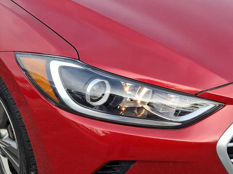 2018 Hyundai Elantra