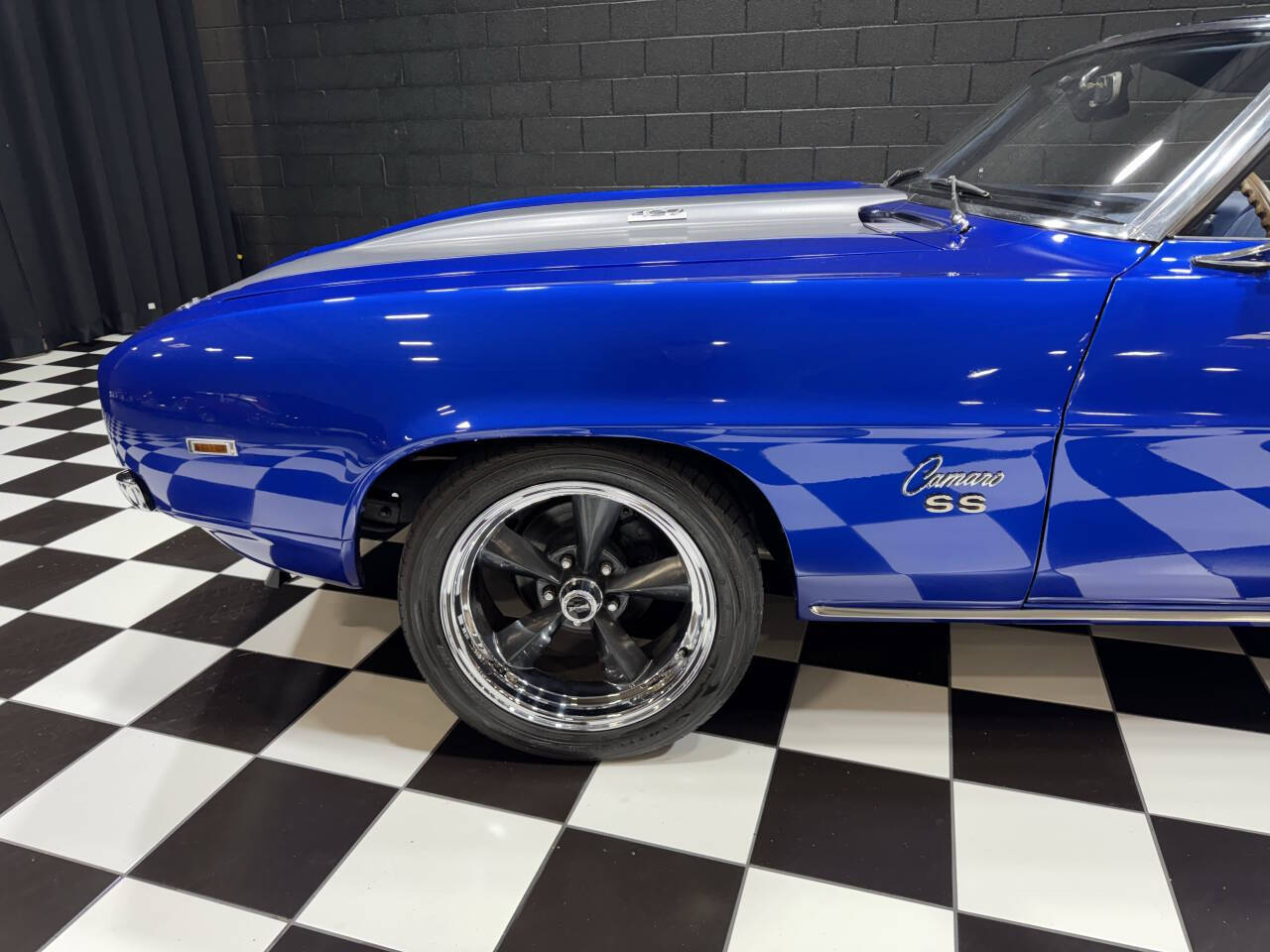 1969 Chevrolet Camaro 30