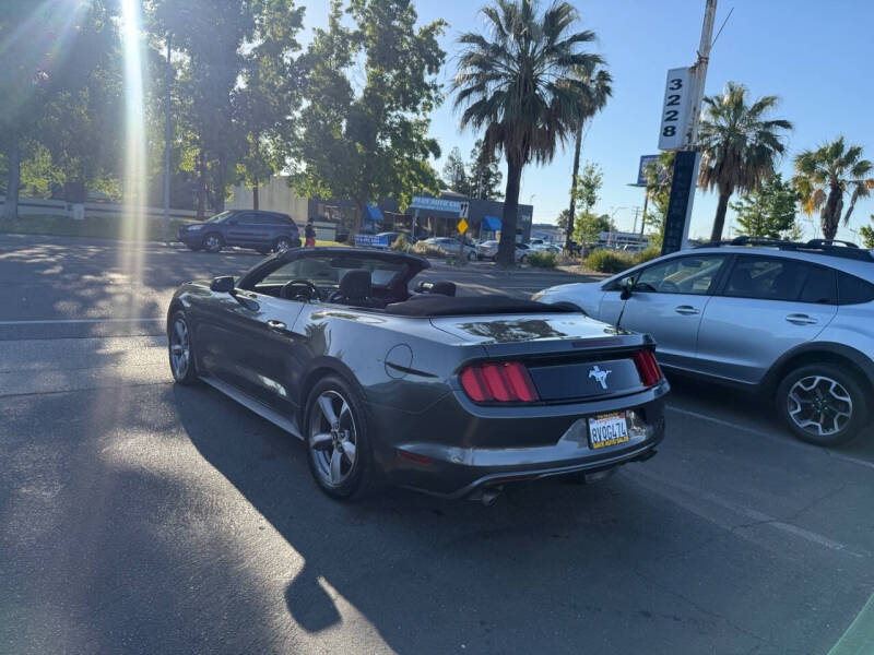 2017 Ford Mustang V6