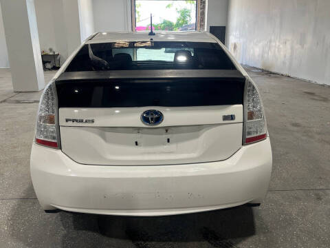 2011 Toyota Prius Two
