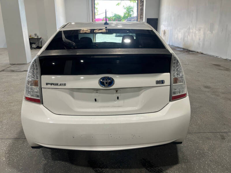 2011 Toyota Prius Two