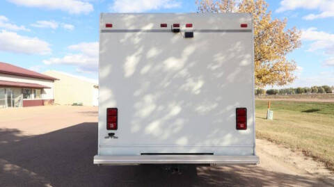 2004 Ford E-Series E-450 SD