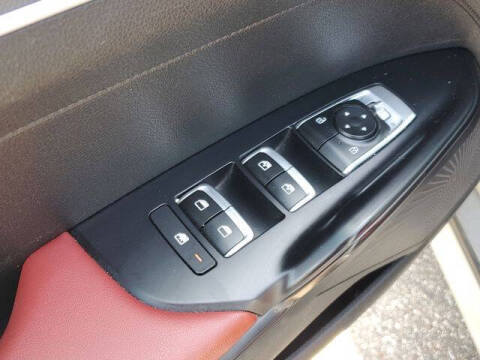 2023 Kia K5