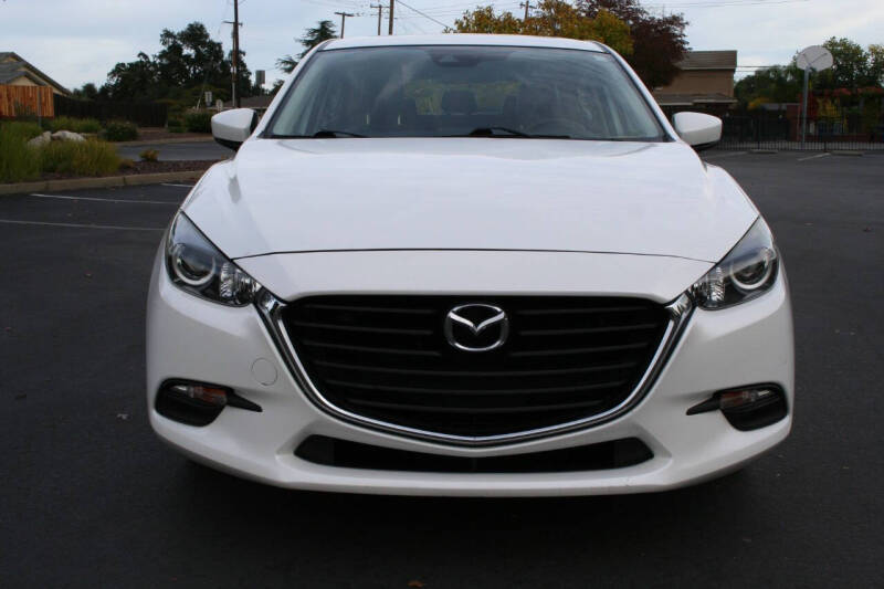 2018 Mazda MAZDA3 Touring