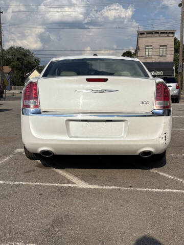 2013 Chrysler 300