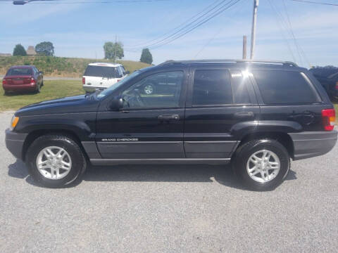 2004 Jeep Grand Cherokee for sale at CAR-MART AUTO SALES in Maryville TN