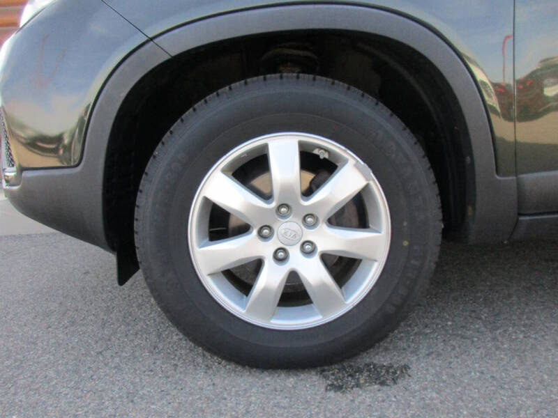 2011 Kia Sorento LX