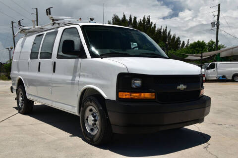 2017 Chevrolet Express 2500