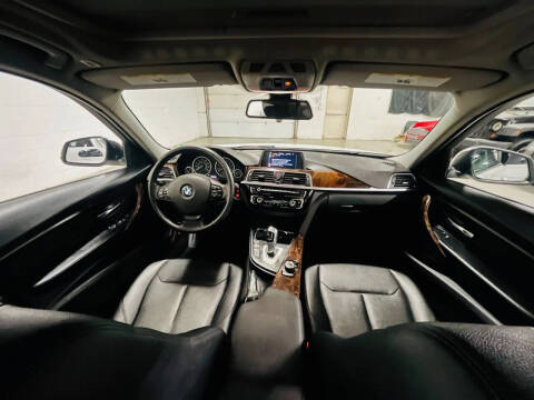 2017 BMW 3 Series 320i xDrive