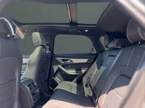 2025 Jaguar F-PACE P250 R-Dynamic S