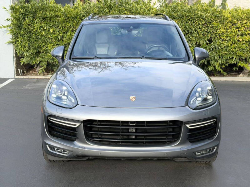 2017 Porsche Cayenne Turbo