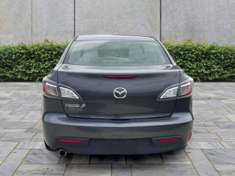 2010 Mazda MAZDA3 i Touring