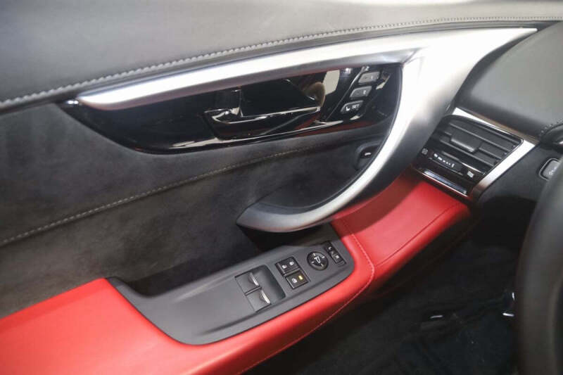 2017 Acura NSX SH-AWD Sport Hybrid