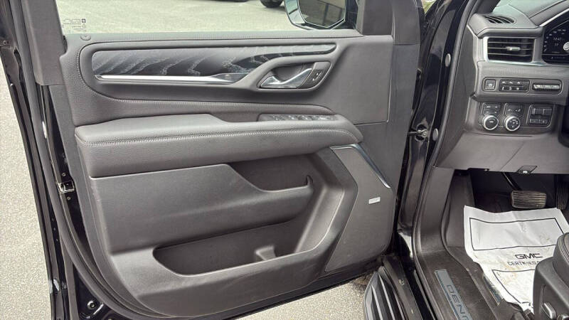 2024 GMC Yukon XL Denali