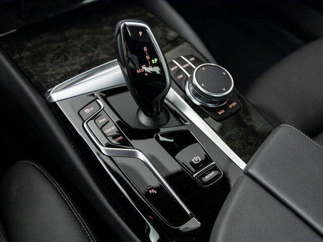 2023 BMW 5 Series 530i