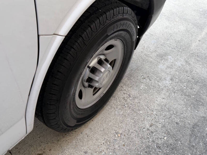 2017 Chevrolet Express 2500