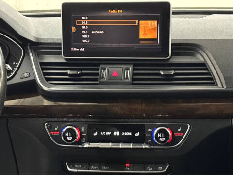 2020 Audi Q5 quattro Premium Plus 45 TFSI