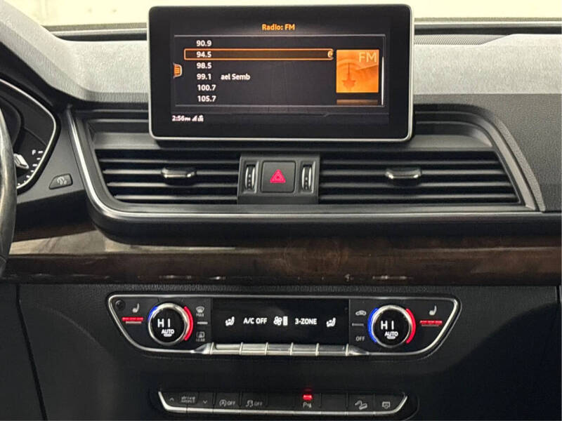 2020 Audi Q5 quattro Premium Plus 45 TFSI