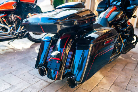 2018 Harley-Davidson FLTRXSE CVO Road Glide