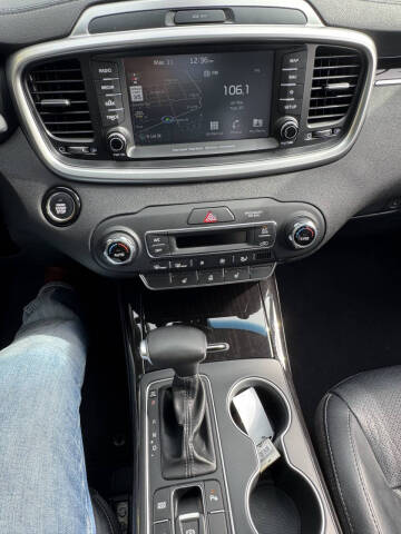 2019 Kia Sorento EX V6