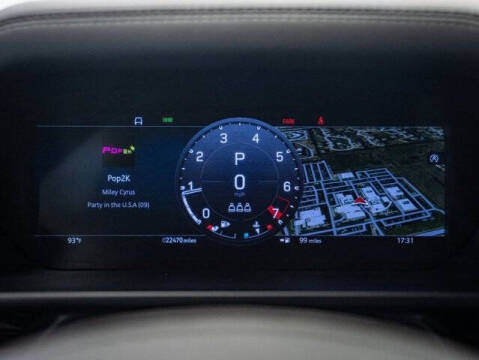 2023 Land Rover Defender 90 V8