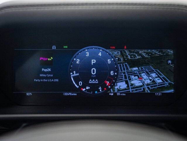 2023 Land Rover Defender 90 V8