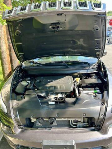 2018 Jeep Cherokee Latitude Plus