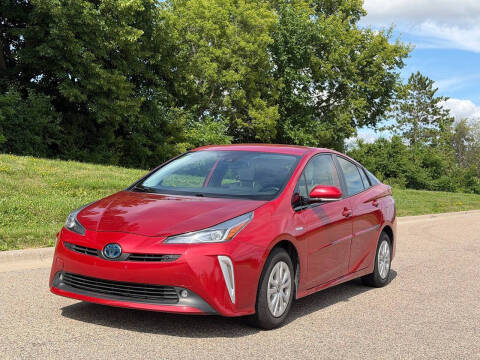 2019 Toyota Prius XLE AWD-e Photo