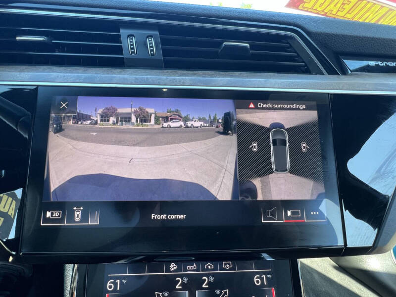 2019 Audi e-tron quattro Premium Plus