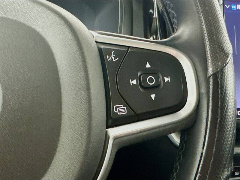 2023 Volvo XC60 B5 Core