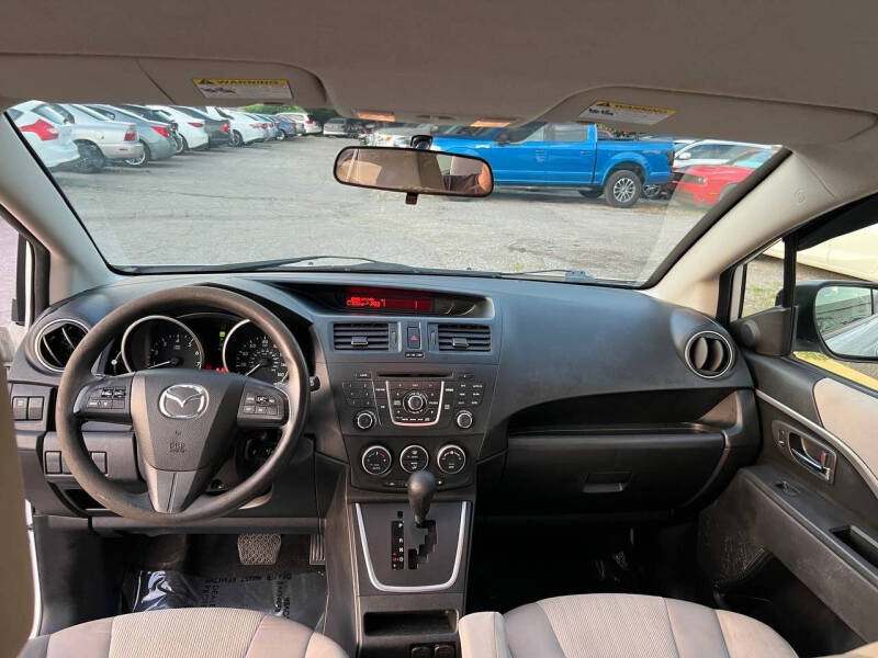 2015 Mazda MAZDA5 Sport