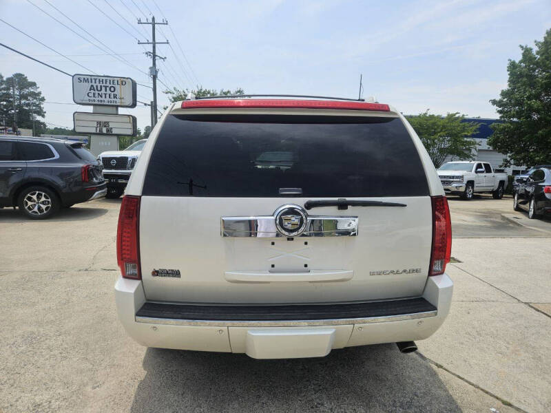 2012 Cadillac Escalade Luxury