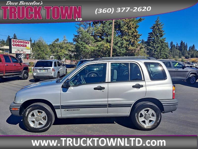 2004 Chevrolet Tracker