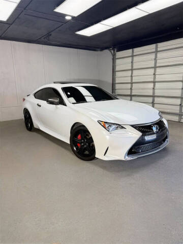 2017 Lexus RC 200t