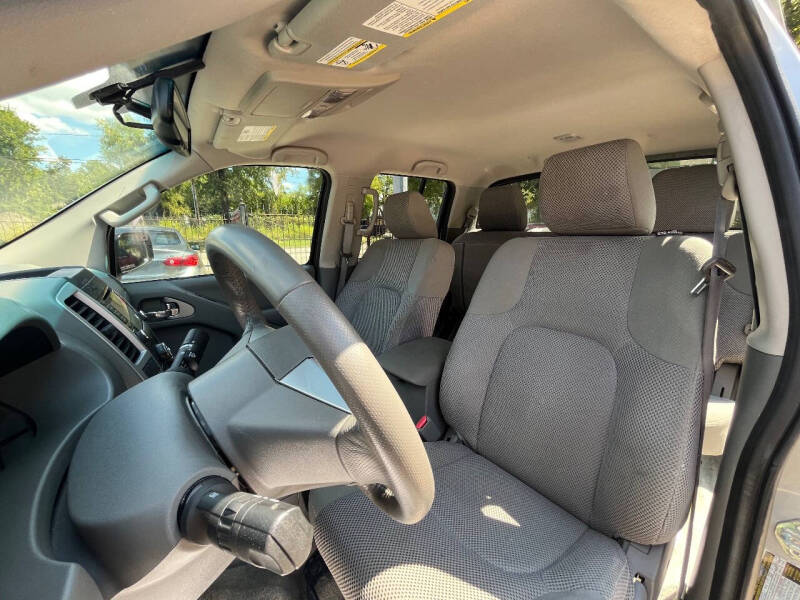 2016 Nissan Frontier SV