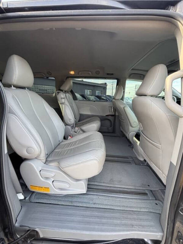 2013 Toyota Sienna