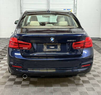 2017 BMW 3 Series 320i
