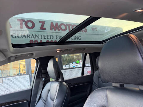 2017 Volvo XC90 T6 Momentum