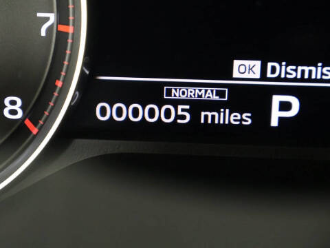 2025 Mitsubishi Outlander ES