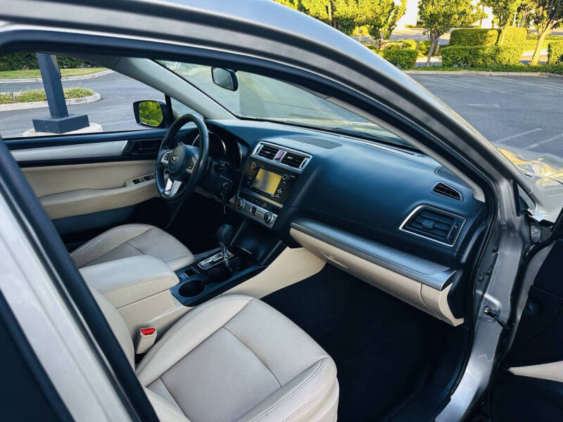 2017 Subaru Outback 2.5i