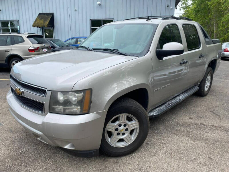 2007 Chevrolet Avalanche for sale at Car Castle in Zion IL