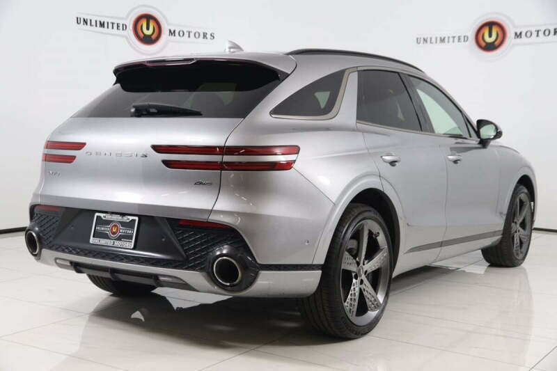 2023 Genesis GV70 2.5T Standard