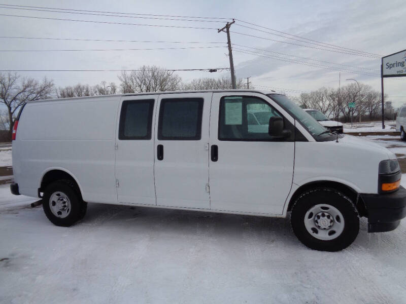 2020 Chevrolet Express 2500