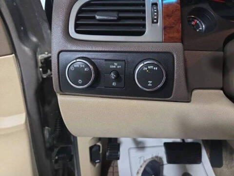 2012 Chevrolet Suburban LT